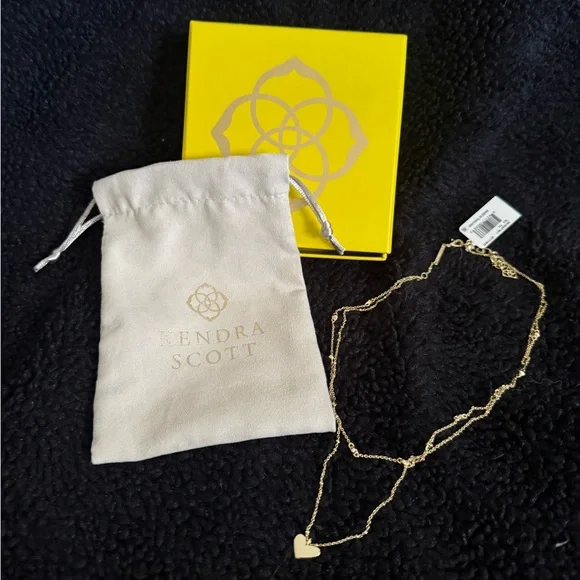 Kendra Scott Gold Heart Pendant Necklace - Picture 1 of 5